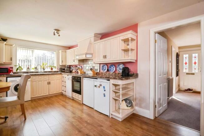 3 bed End of Terrace for sale Image 5