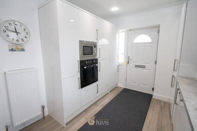 2 bed Semi-Detached for sale Image 5