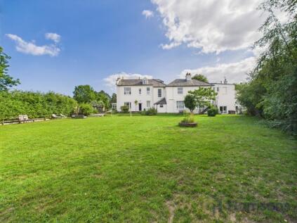 Courtenay House, London Road, Dunkirk, Faversham, Kent, ME13 9LF