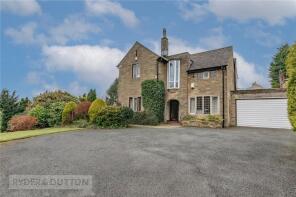 7, Park Lane, Greenfield OL3 7DX