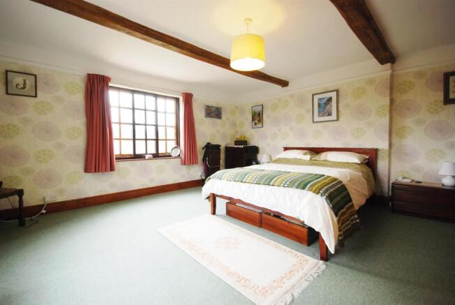 BEDROOM 1