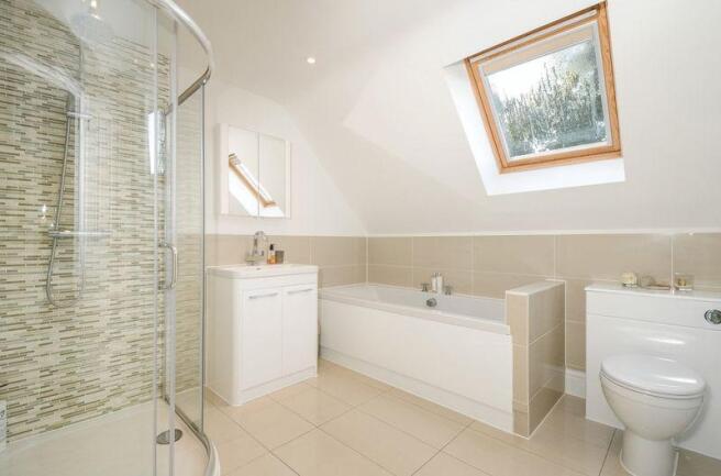 En-Suite Bathroom