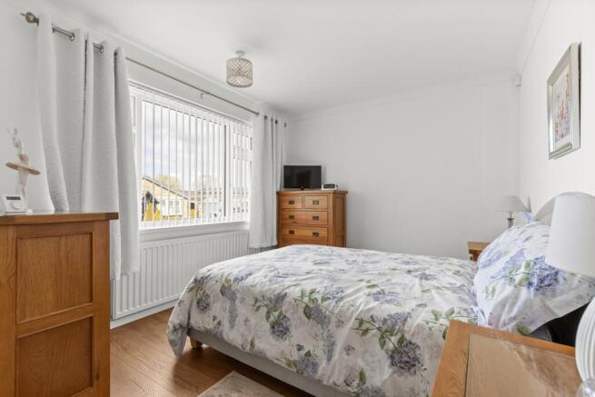 3 bed Semi-Detached Bungalow for sale Image 4