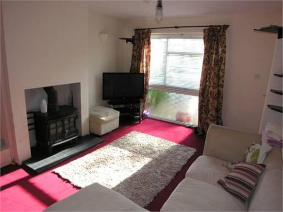 Another view of the lounge