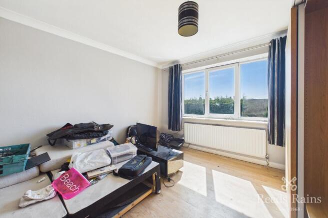 3 bed Semi-Detached for sale Image 12