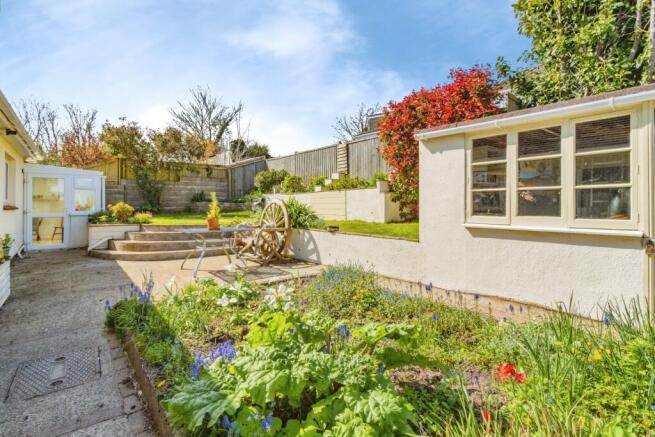 pbox-IMG.jpg