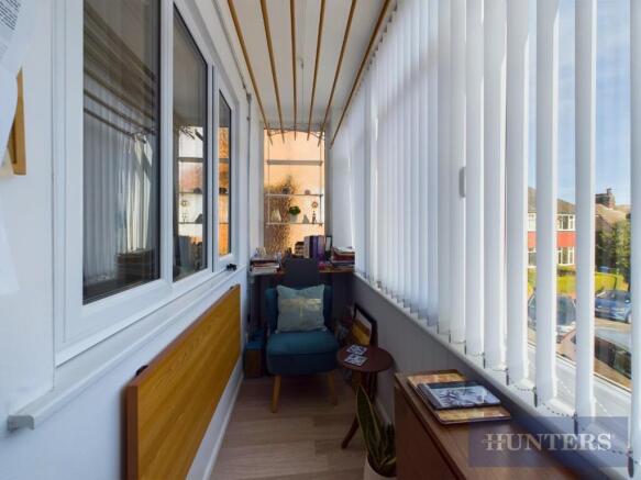 2 bed Apartment for sale Image 7