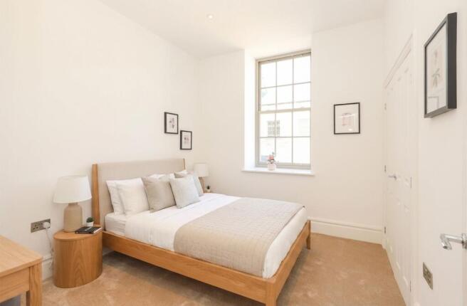 2 bed Apartment for sale Image 4