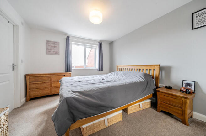 4 bed Detached for sale Image 8