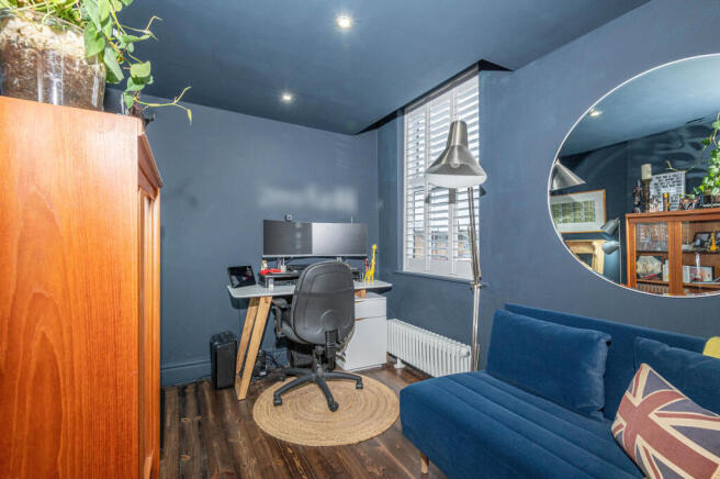 Bedroom 3/Study