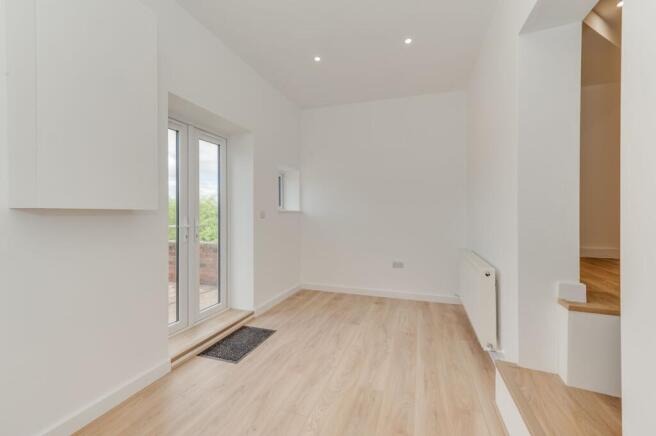 2 bed Semi-Detached for sale Image 10