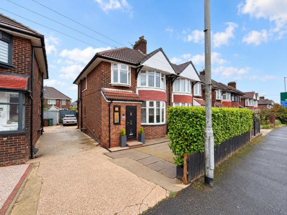 3-bed semi-detached on Bury New Road, Whitefield, M45, £300,000