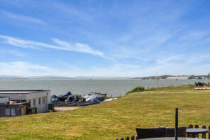 31, Solent Breezes, Chilling Lane, Warsash, Southampton SO31 9HG