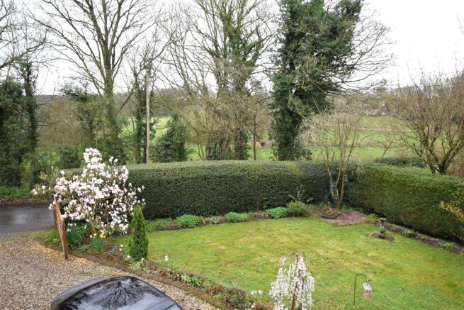 open outlook to the front