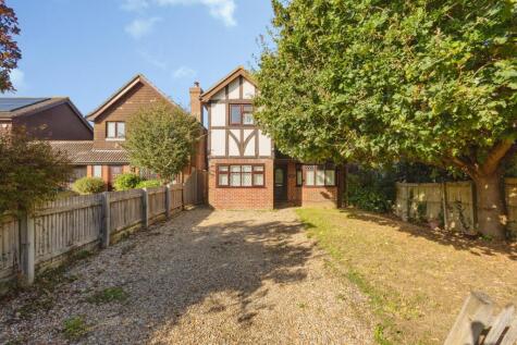 Victoria Road, Hayling Island, Hampshire, PO11