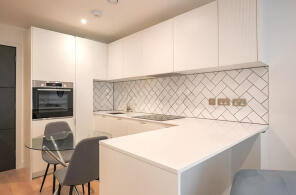 Flat 41 Edwin House, 2, Accolade Avenue, Southall UB1 1FS