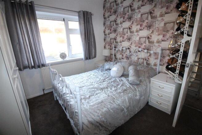 3 bed Town House for sale Image 6