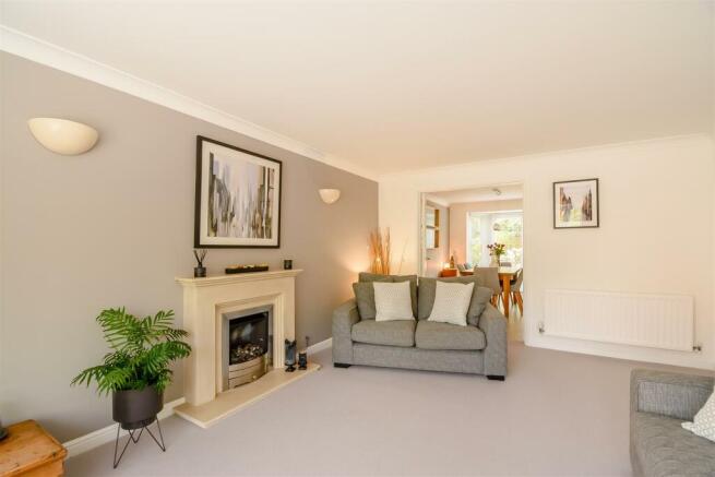 8519257-interior12.jpg