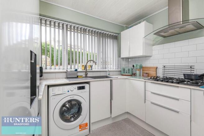 2 bed Semi-Detached Bungalow for sale Image 7