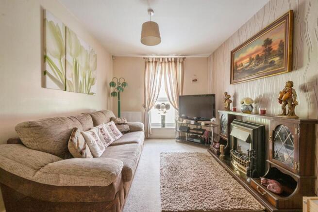 4 bed Town House for sale Image 6