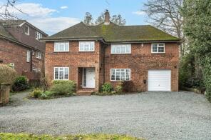 6, Fernhill Walk, Blackwater, Camberley GU17 9HB