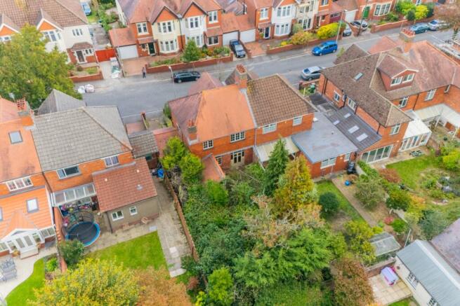 Call 02920 454555 to secure your viewing_3