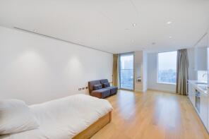 Flat 5, 2 Arora Tower, Waterview Drive, London SE10 0TW