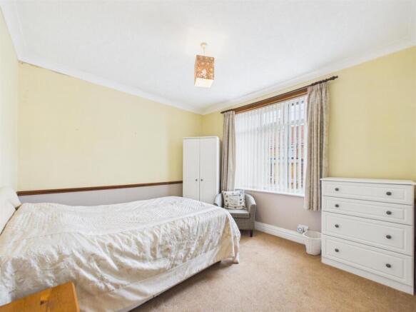 2 bed Detached Bungalow for sale Image 7