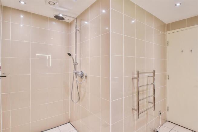 Shower / Wet Room (2)