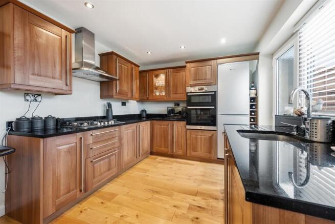 Kitchen.jpg