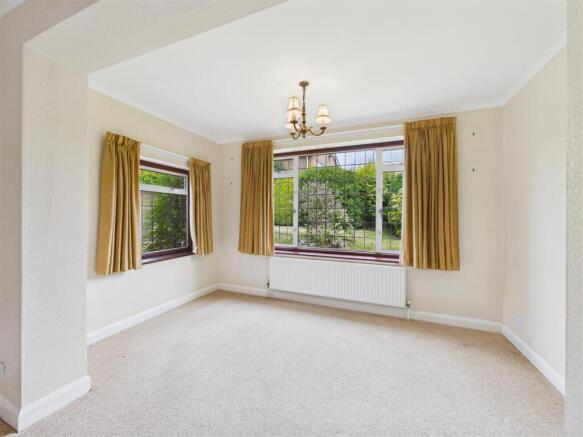2 bed Detached Bungalow for sale Image 5