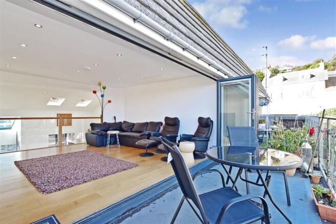 External Lifestyle Photograph