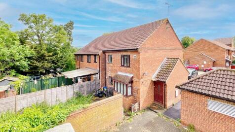 Boltons Lane, Hayes, Middlesex, UB3