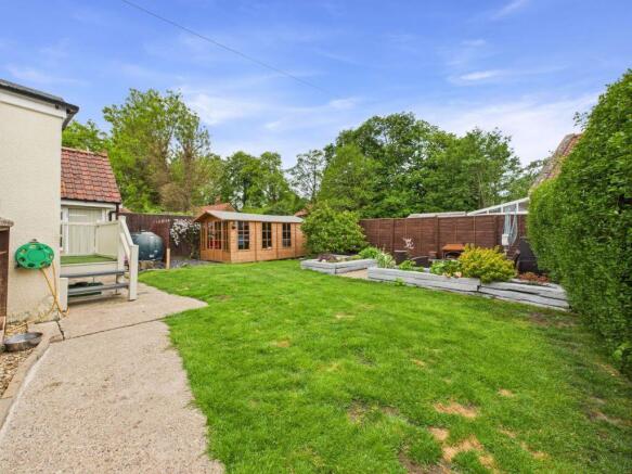4 bed Semi-Detached for sale Image 11