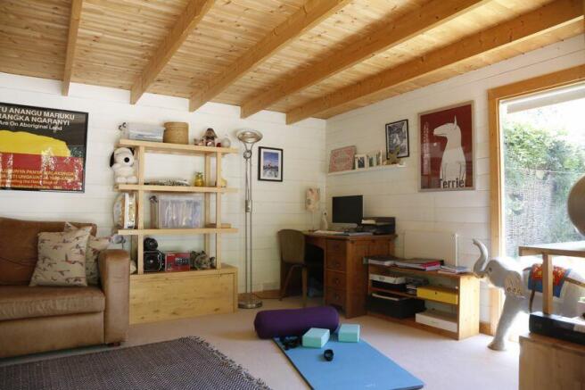 Photo 15