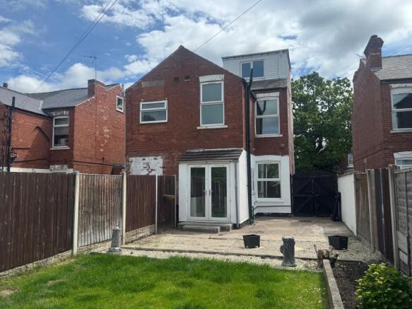 3 bed Semi-Detached for sale Image 10