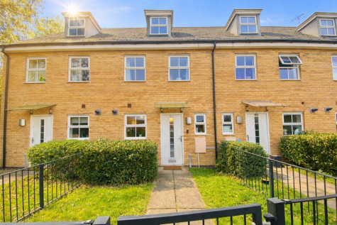 Harn Road, Hampton Centre, Peterborough