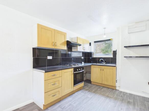 CAM01909G0-PR0484-STILL004