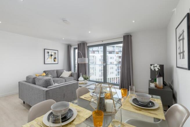 5 Dining Living Area