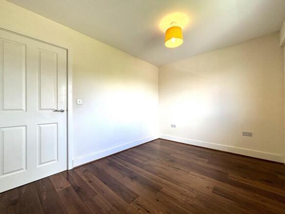 Rose Street, Swindon, Wiltshire photo 4
