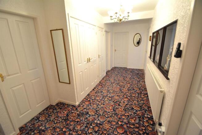 Inner Entrance Hallw