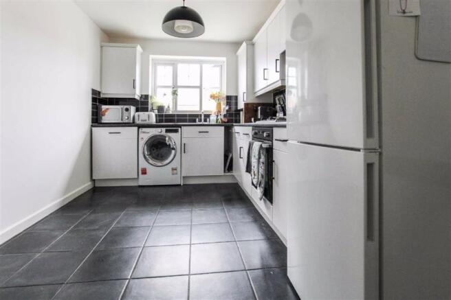 Fitted Dining Kitchen: