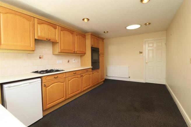 3 bed Detached Bungalow for sale Image 5