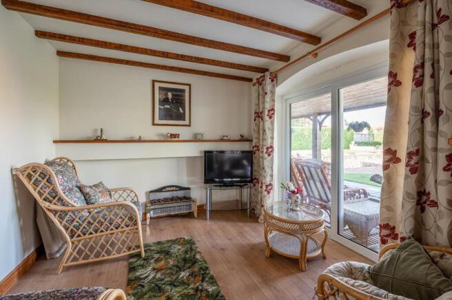 3 bed House for sale Image 10