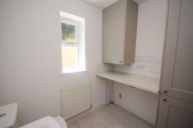UTILITY ROOM/WC