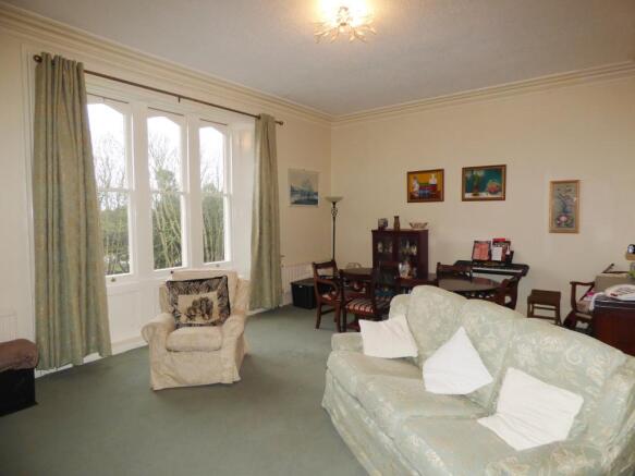 Living/Dining Room