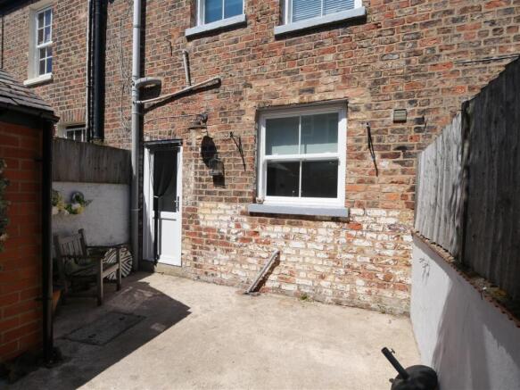 2 bed Terraced for sale Image 11