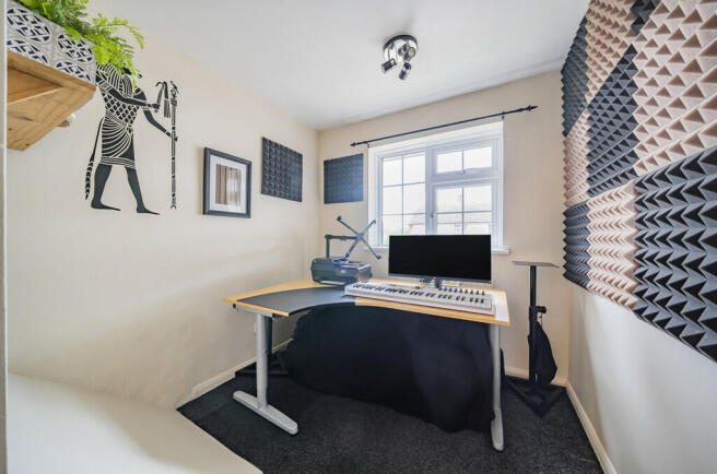 BEDROOM3