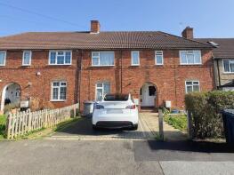 102, Goldbeaters Grove, Edgware HA8 0QA