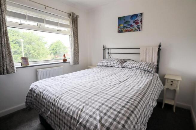 Bedroom 2.jpg